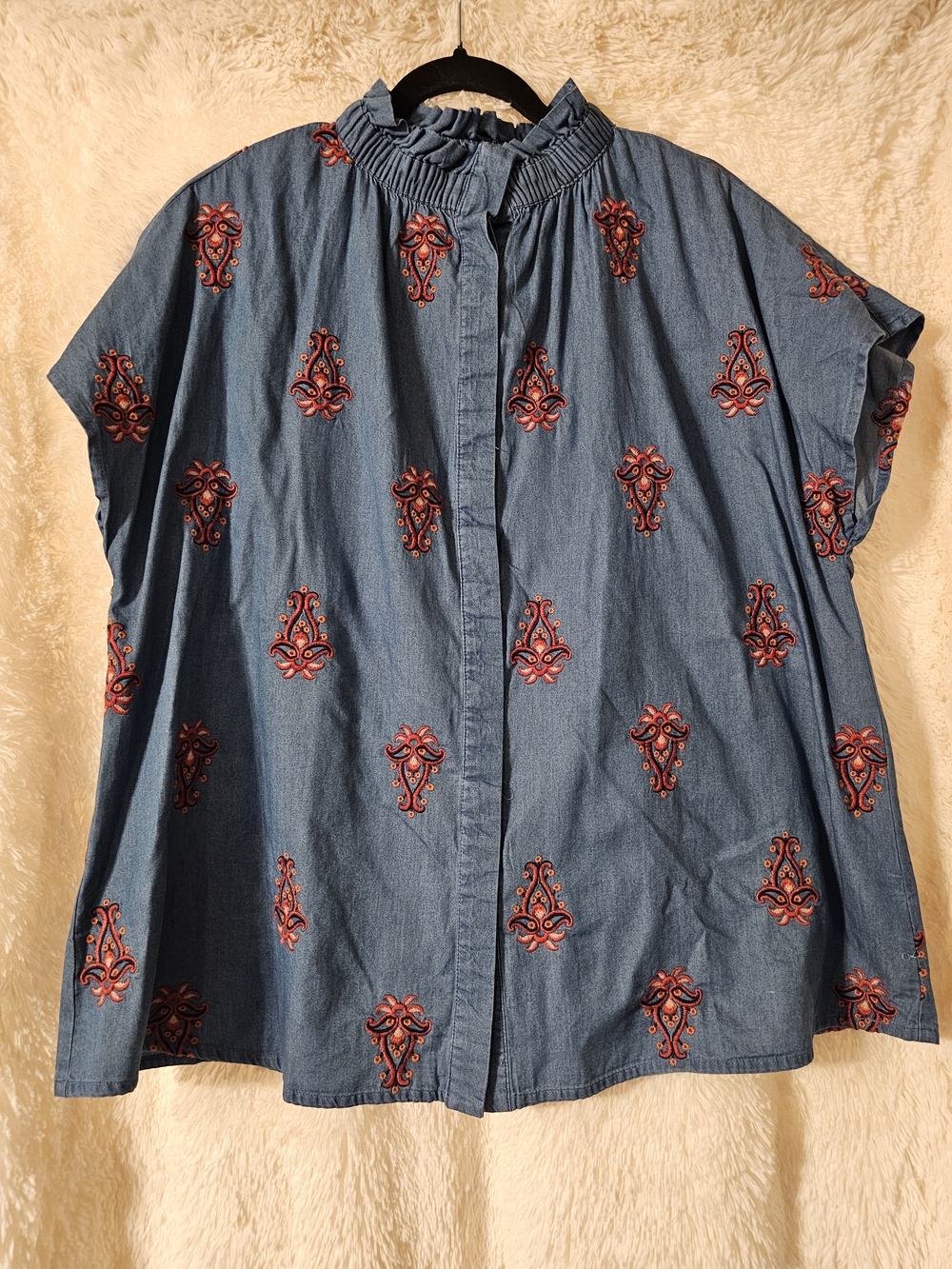 torrid Blue Chambray Embroidered Short-Sleeve Blouse